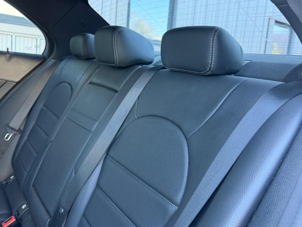 Mercedes-Benz C Class 26