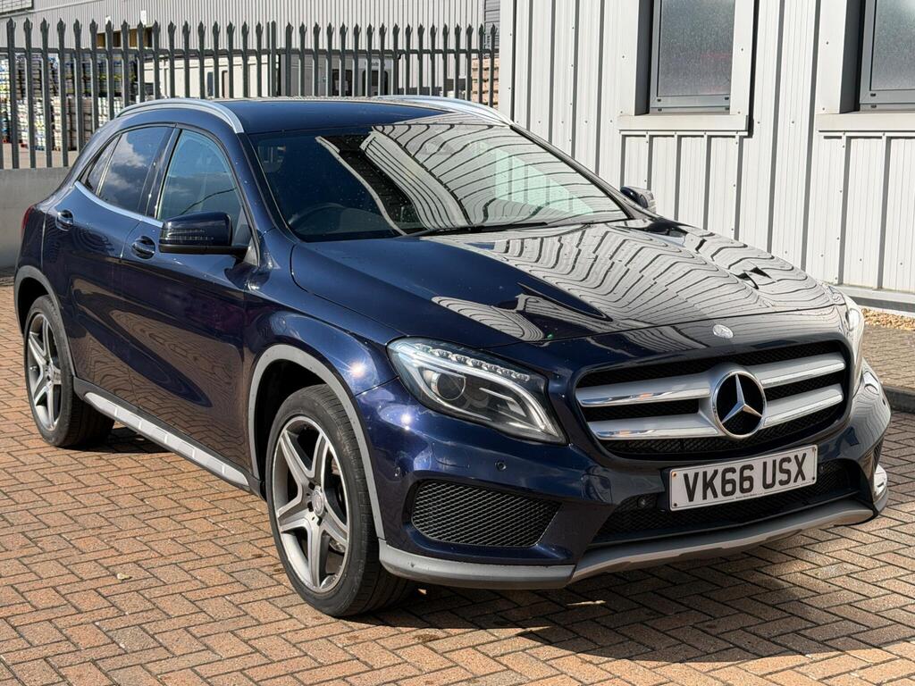Mercedes-Benz GLA 5