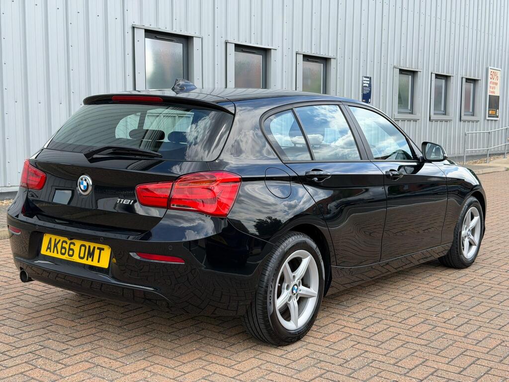 BMW 1 Series 16