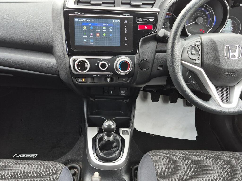 Honda Jazz 9