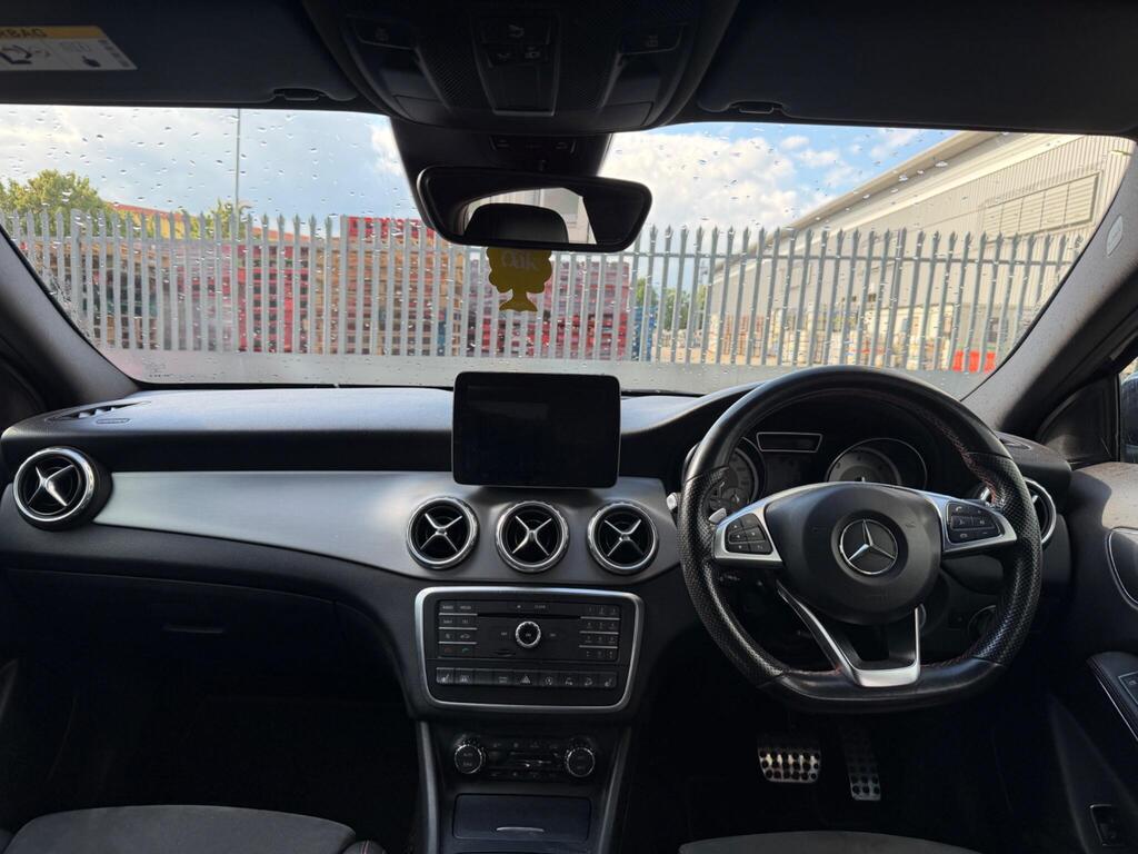 Mercedes-Benz GLA 16
