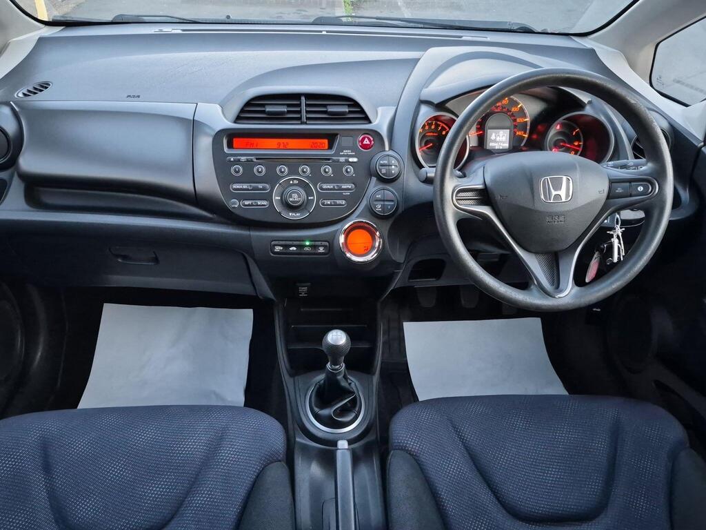 Honda Jazz 15