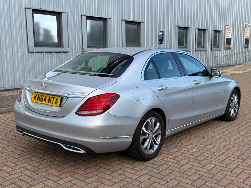 Mercedes-Benz C Class 17