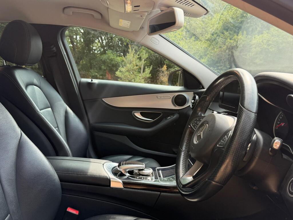 Mercedes-Benz C Class 19