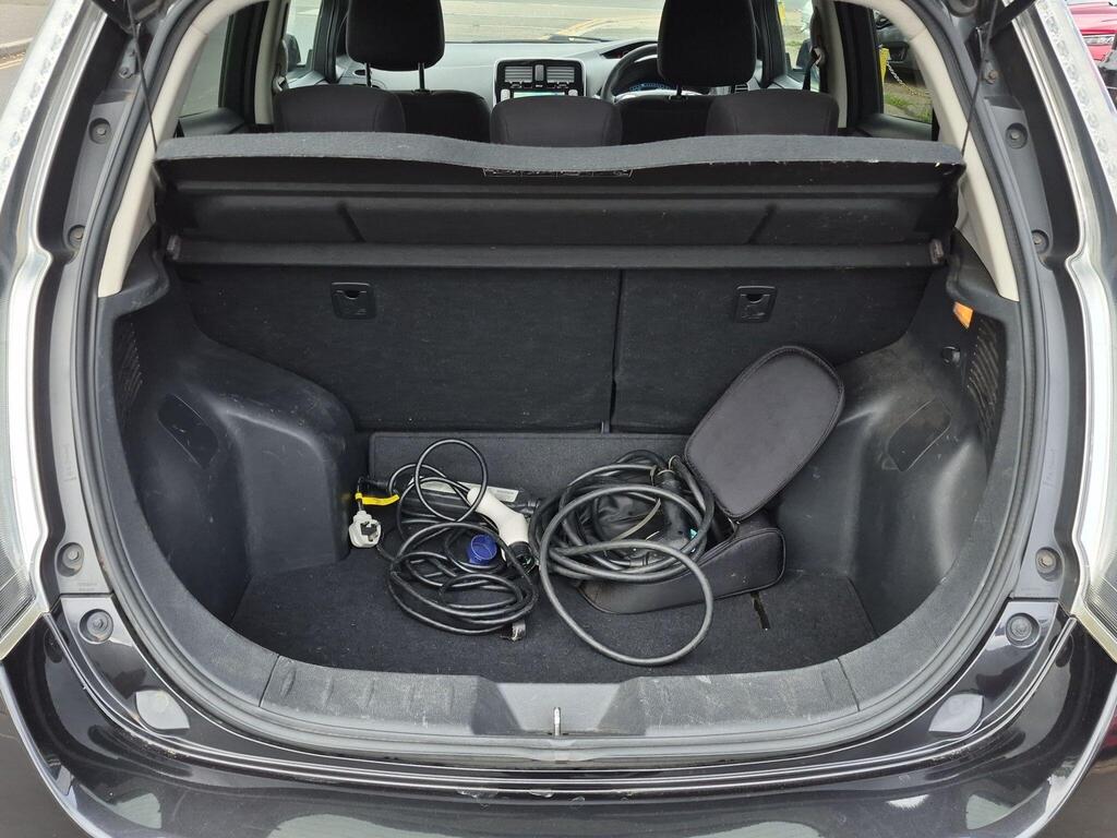 Nissan Leaf 49