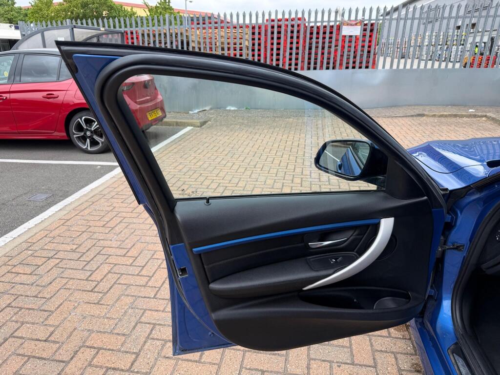 BMW 3 Series 40