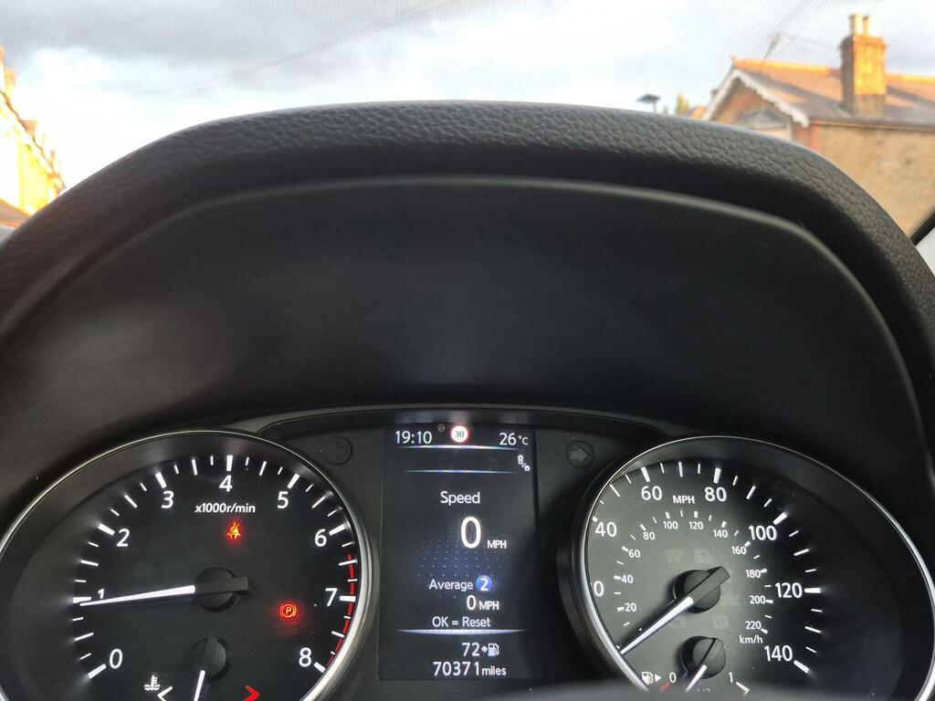 Nissan Qashqai 44