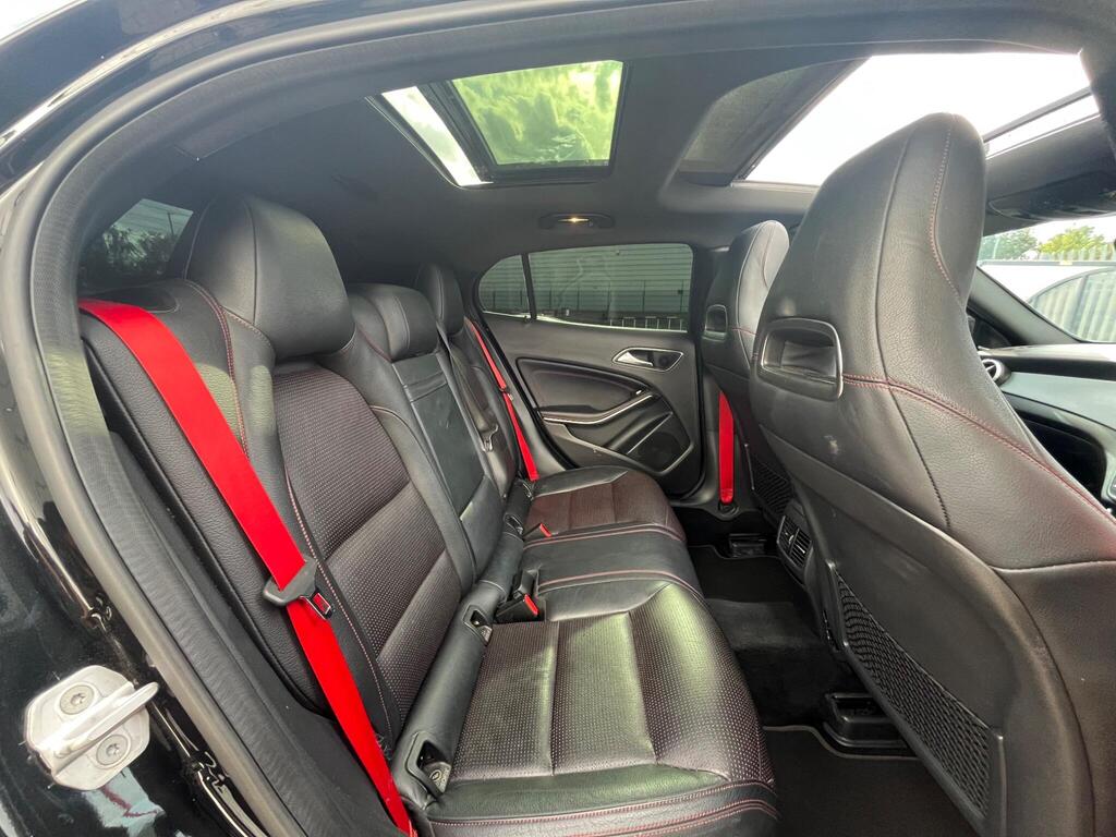 Mercedes-Benz GLA 31
