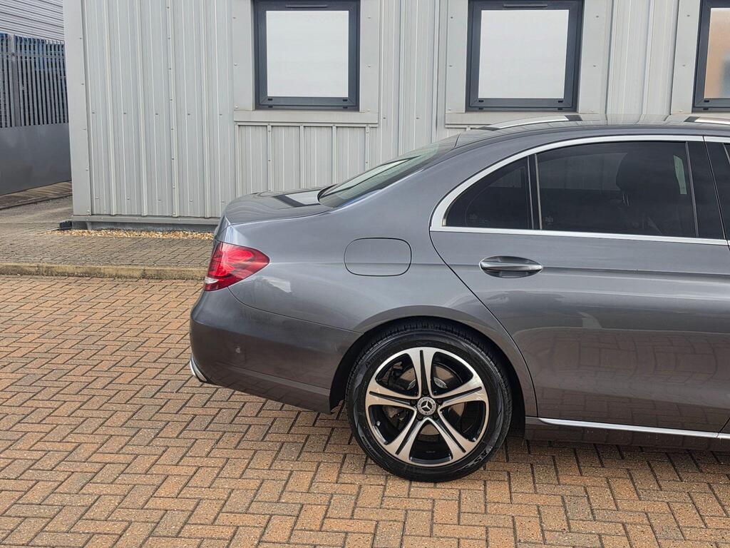 Mercedes-Benz E Class 36