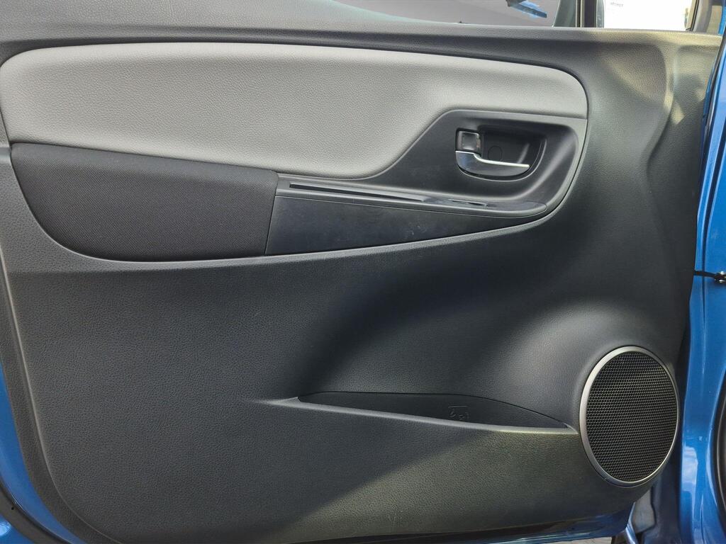 Toyota Yaris 28