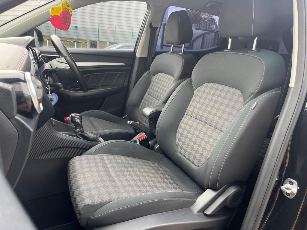 MG MG ZS 81