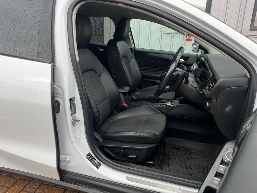 Ford Focus 38