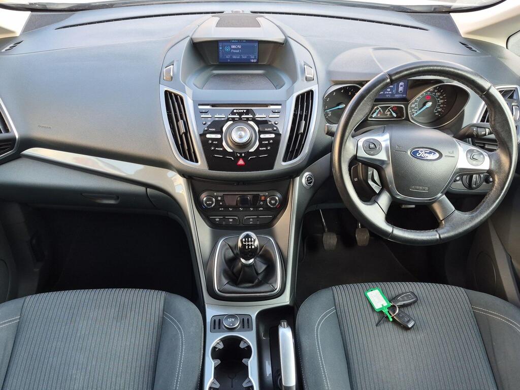 Ford C-Max 12