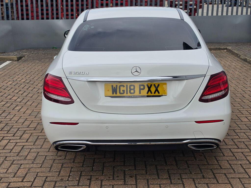 Mercedes-Benz E Class 13