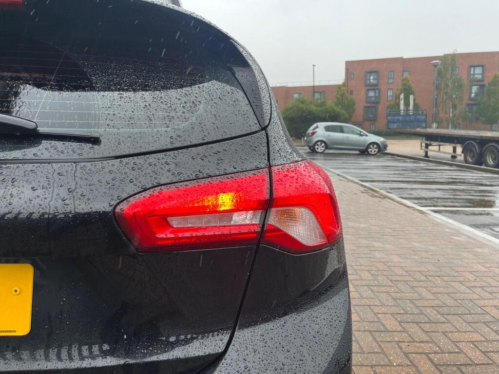 Ford Focus 27