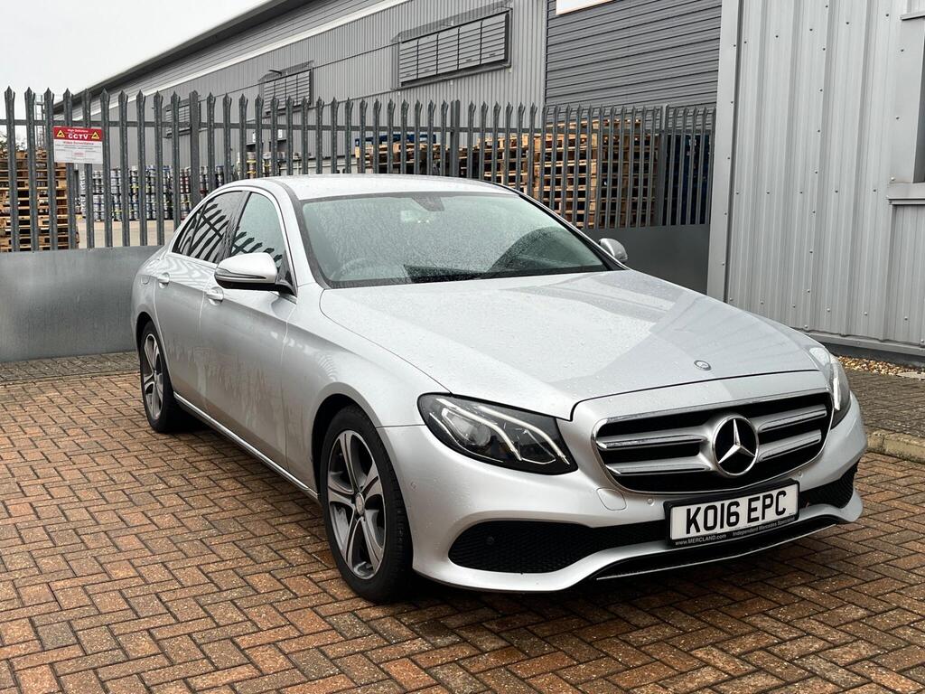 Mercedes-Benz E Class 6