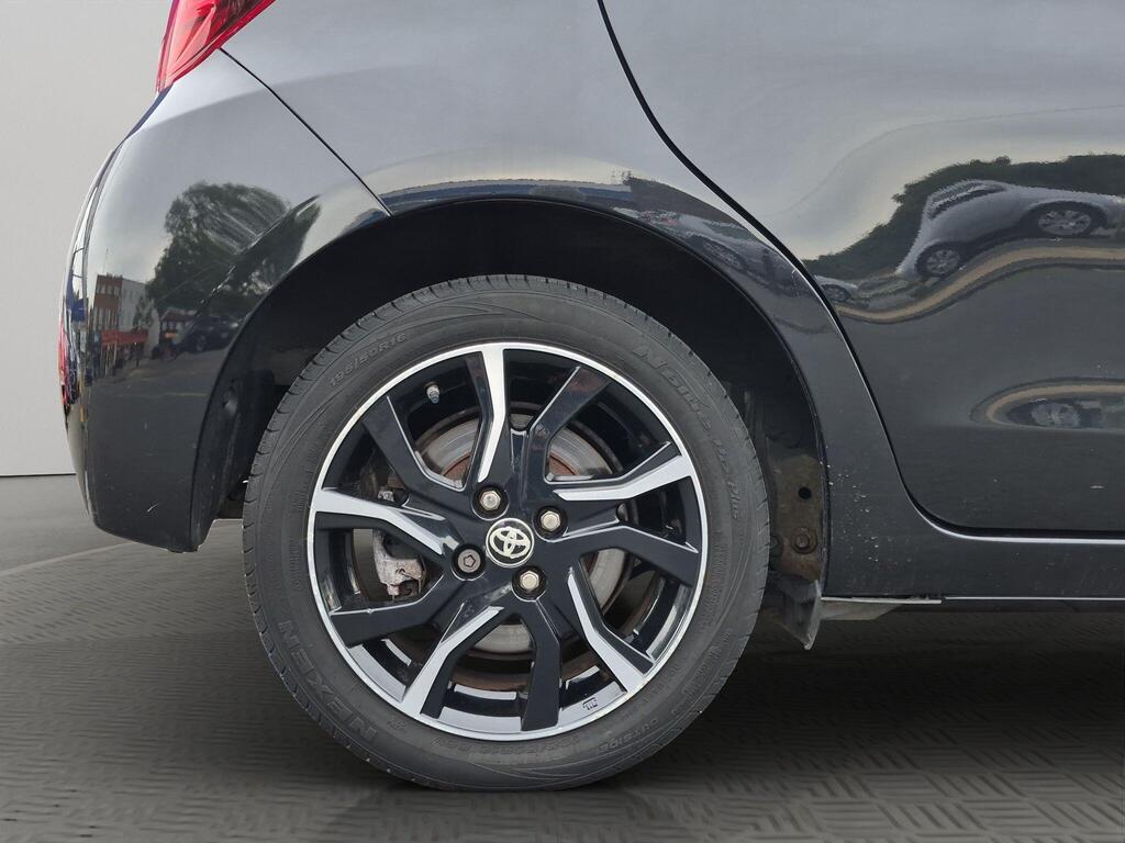Toyota Yaris 39