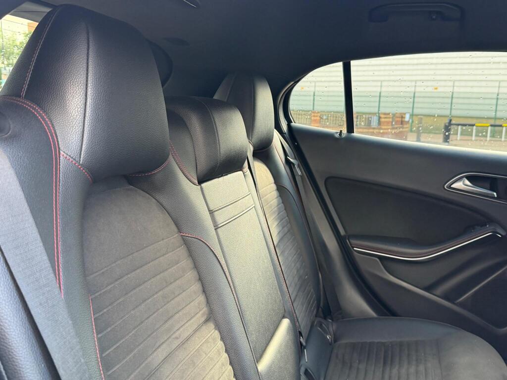 Mercedes-Benz GLA 20
