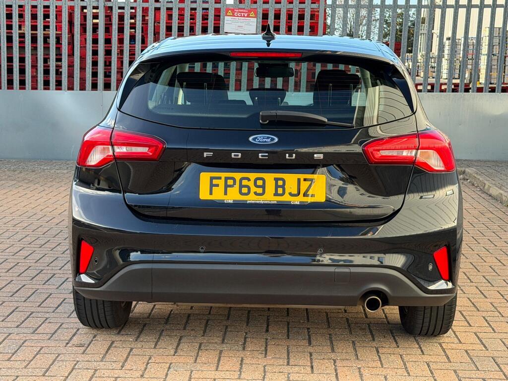 Ford Focus 12