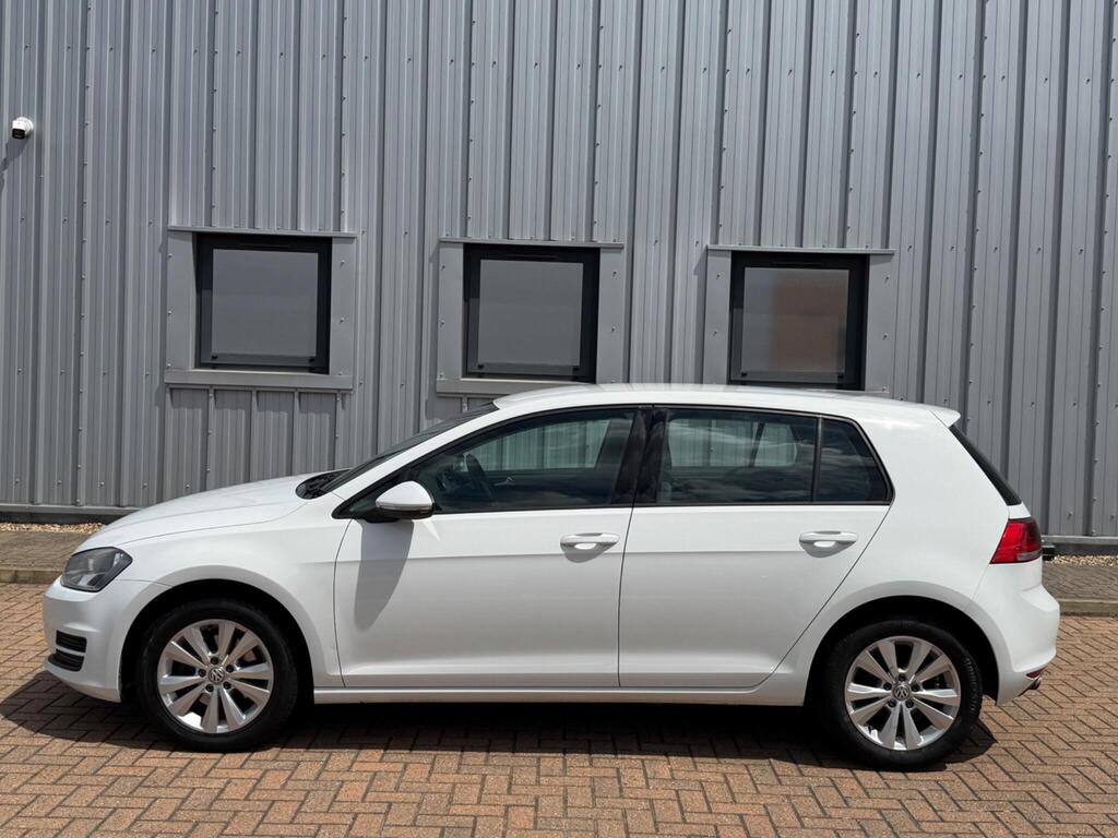 Volkswagen Golf 13
