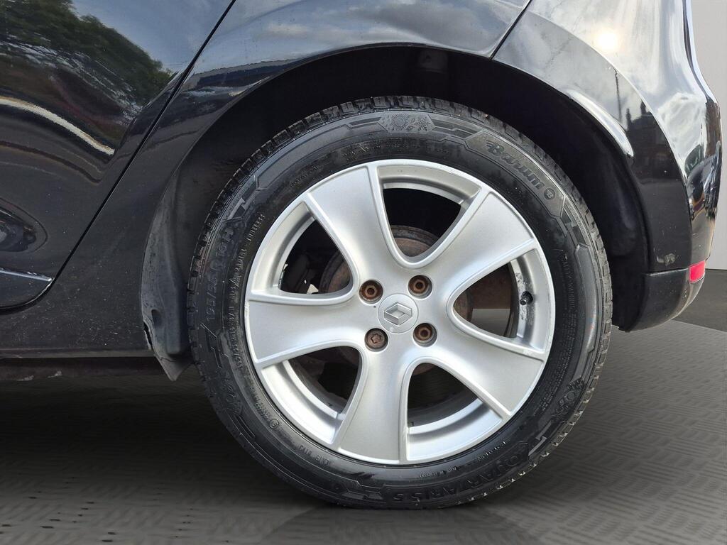 Renault Clio 25