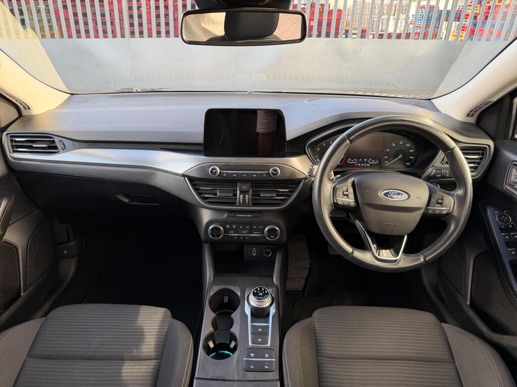 Ford Focus 22