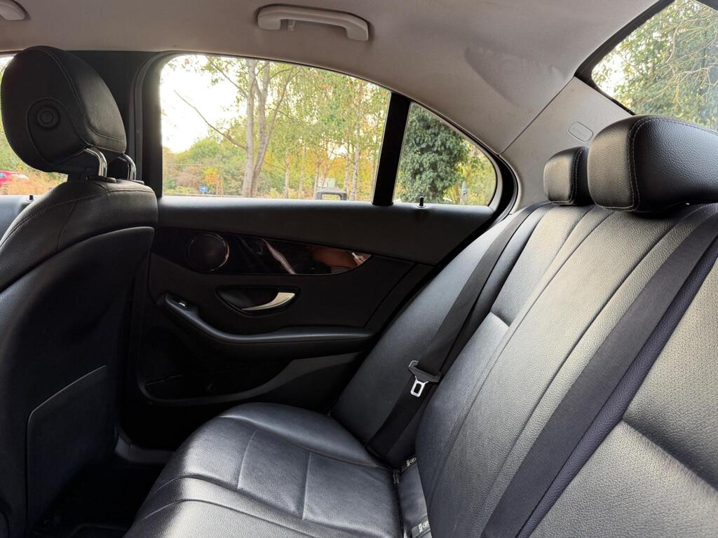 Mercedes-Benz C Class 21