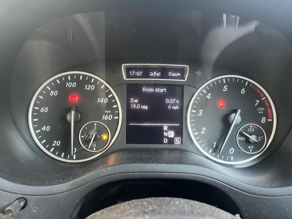 Mercedes-Benz B Class 70