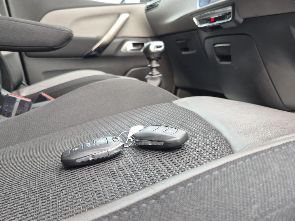 Citroen Grand C4 SpaceTourer 45