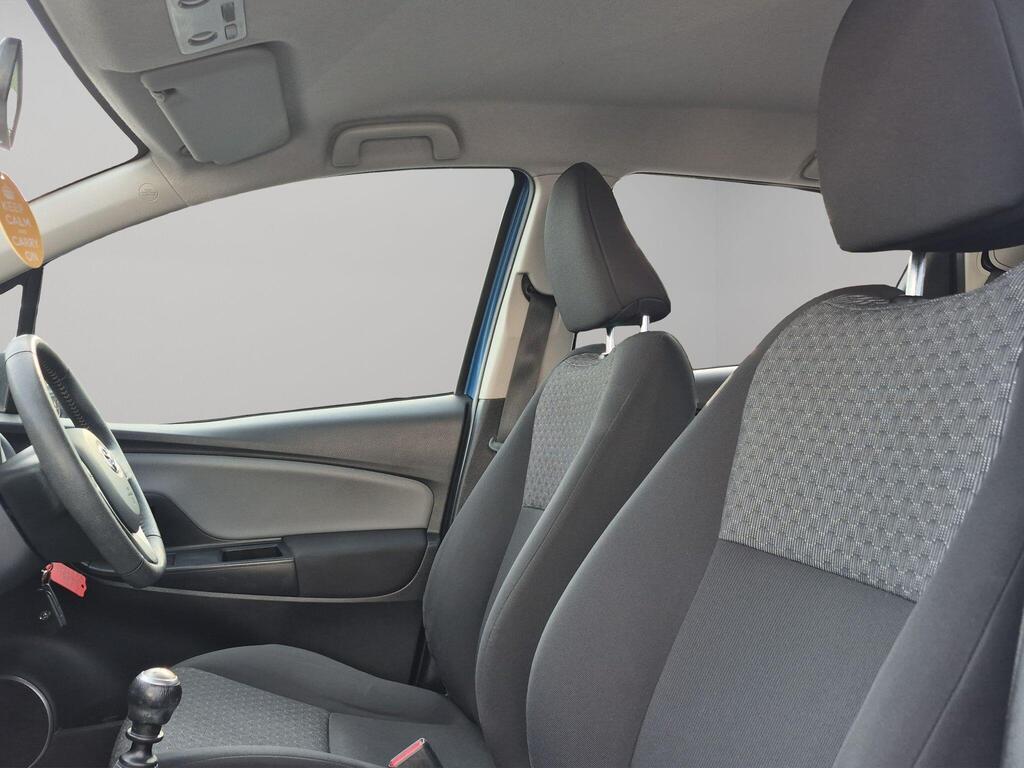 Toyota Yaris 43