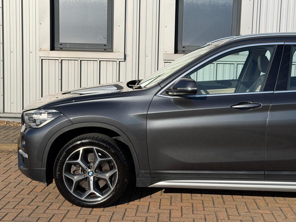 BMW X1 82
