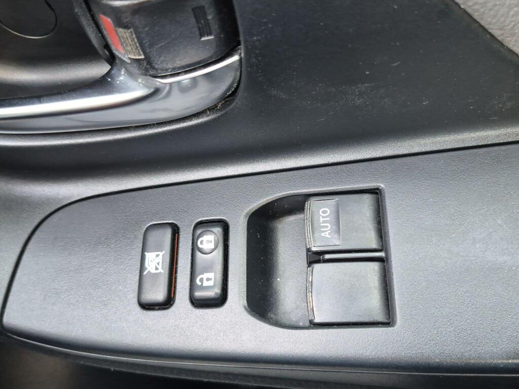 Toyota Yaris 24