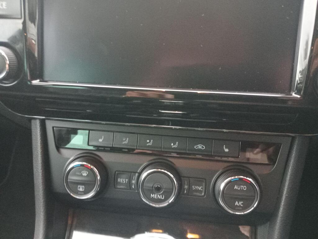 Skoda Superb 44