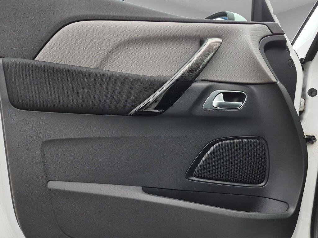 Citroen Grand C4 Picasso 22