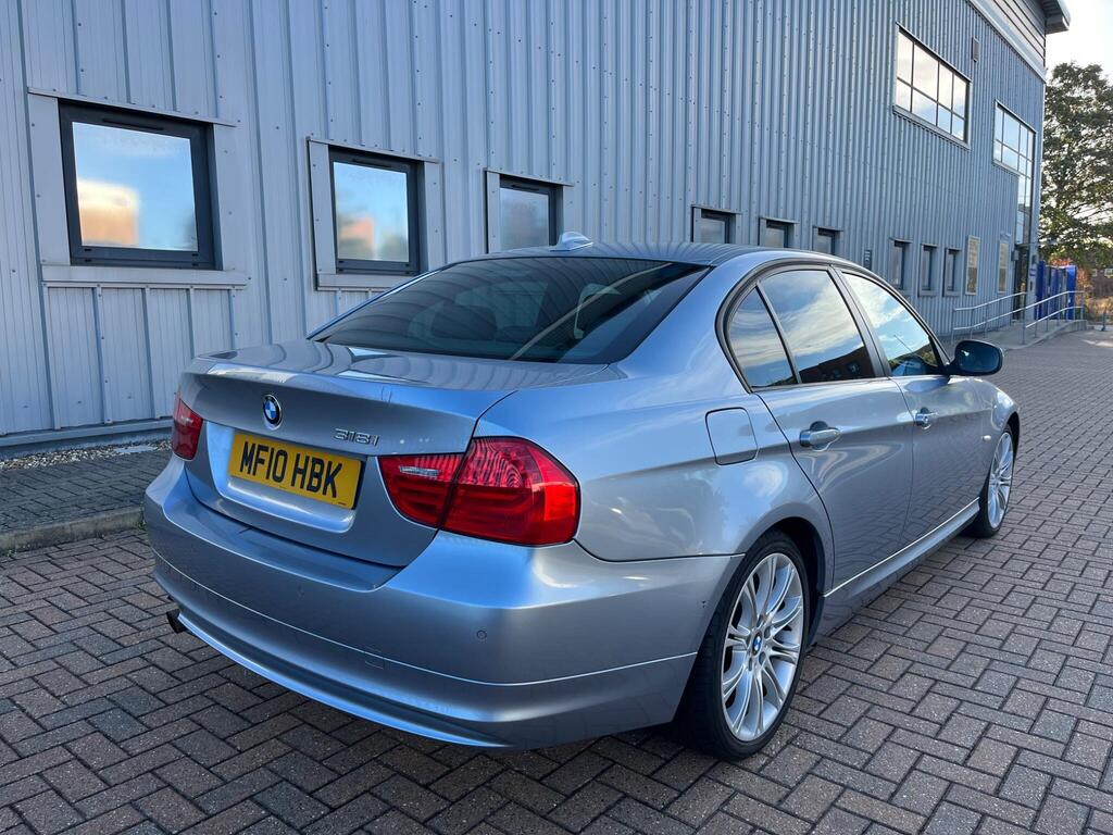 BMW 3 Series 24