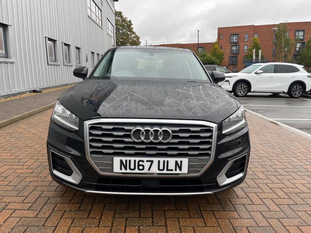 Audi Q2 10