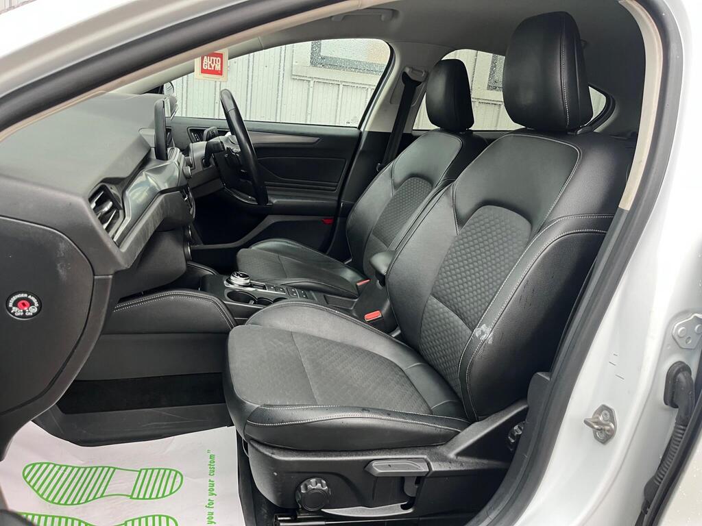 Ford Focus 82