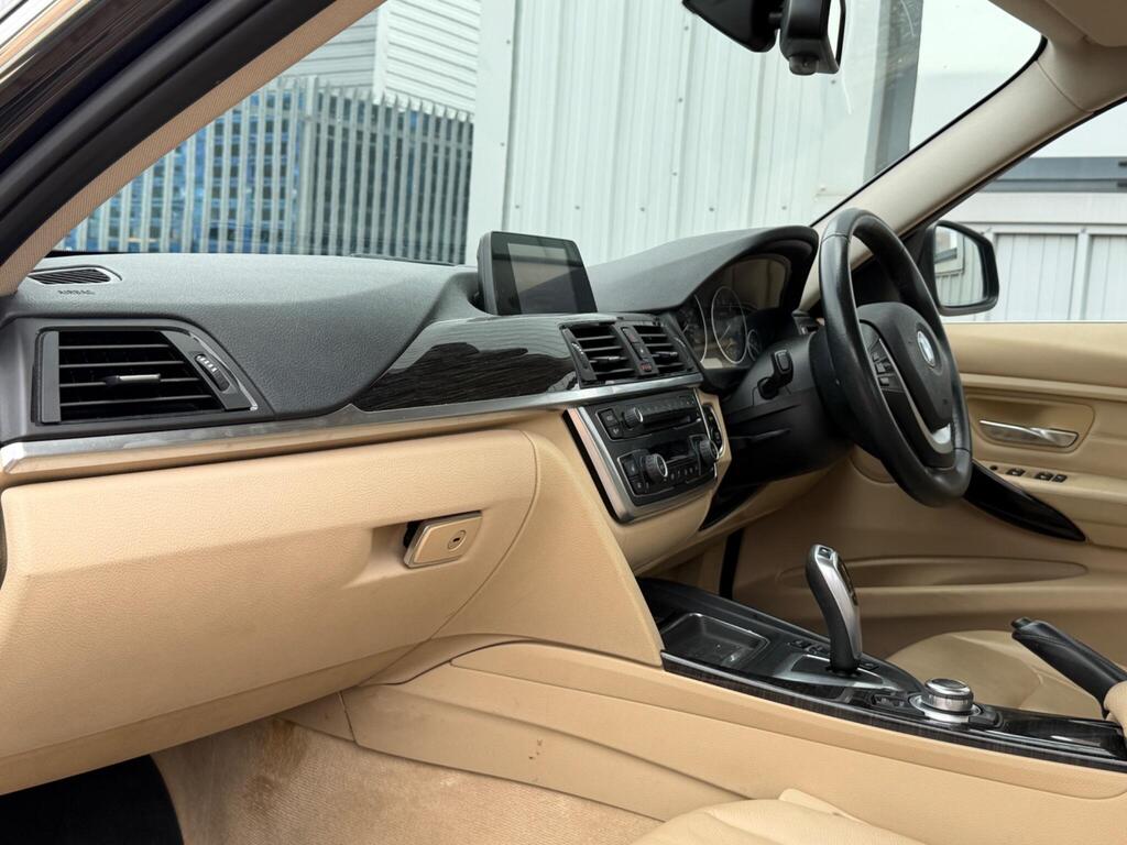 BMW 3 Series 24