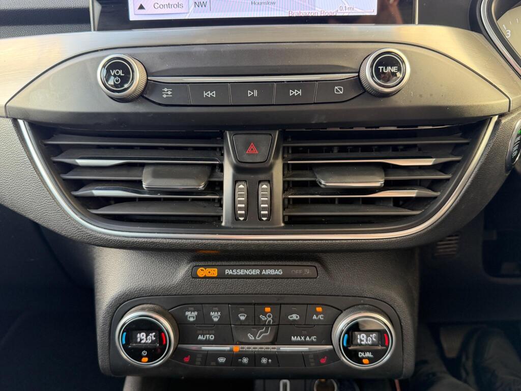 Ford Focus 53