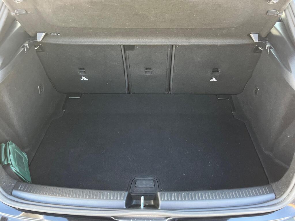 Mercedes-Benz A Class 64