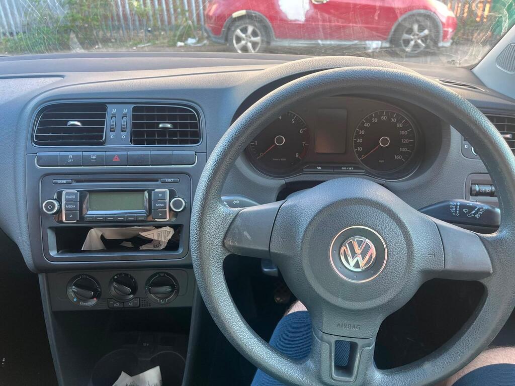 Volkswagen Polo 22
