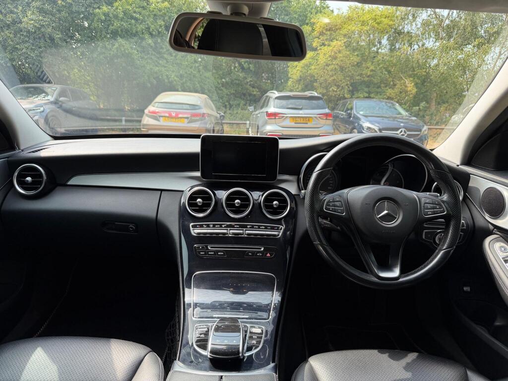 Mercedes-Benz C Class 22