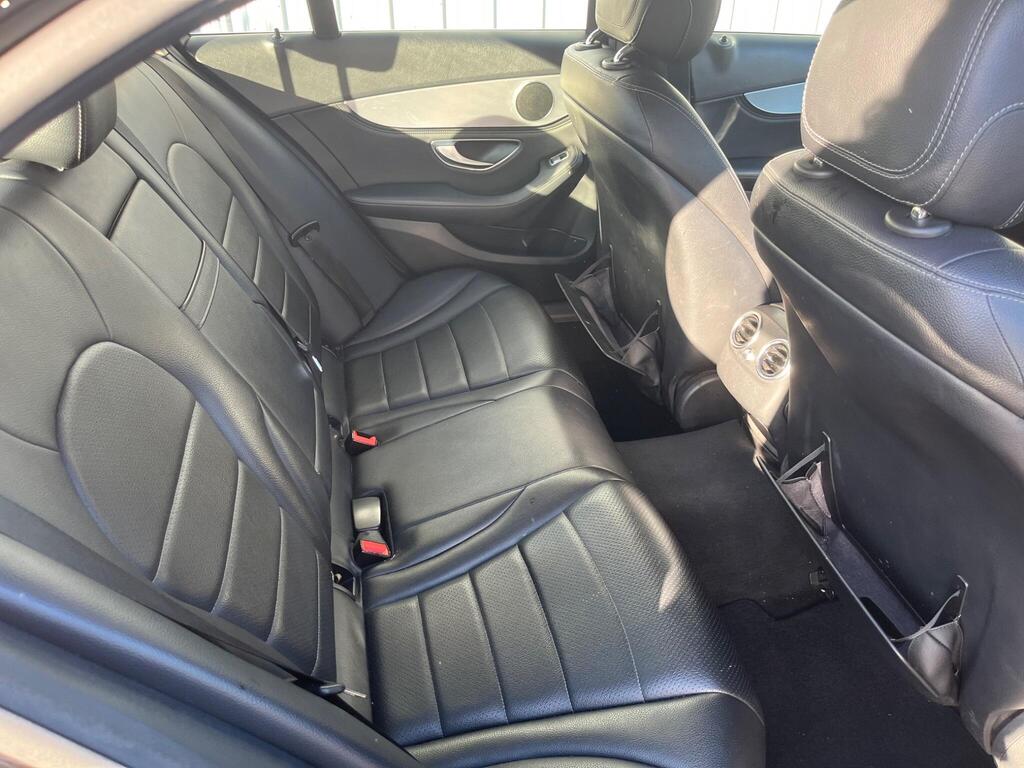 Mercedes-Benz C Class 33