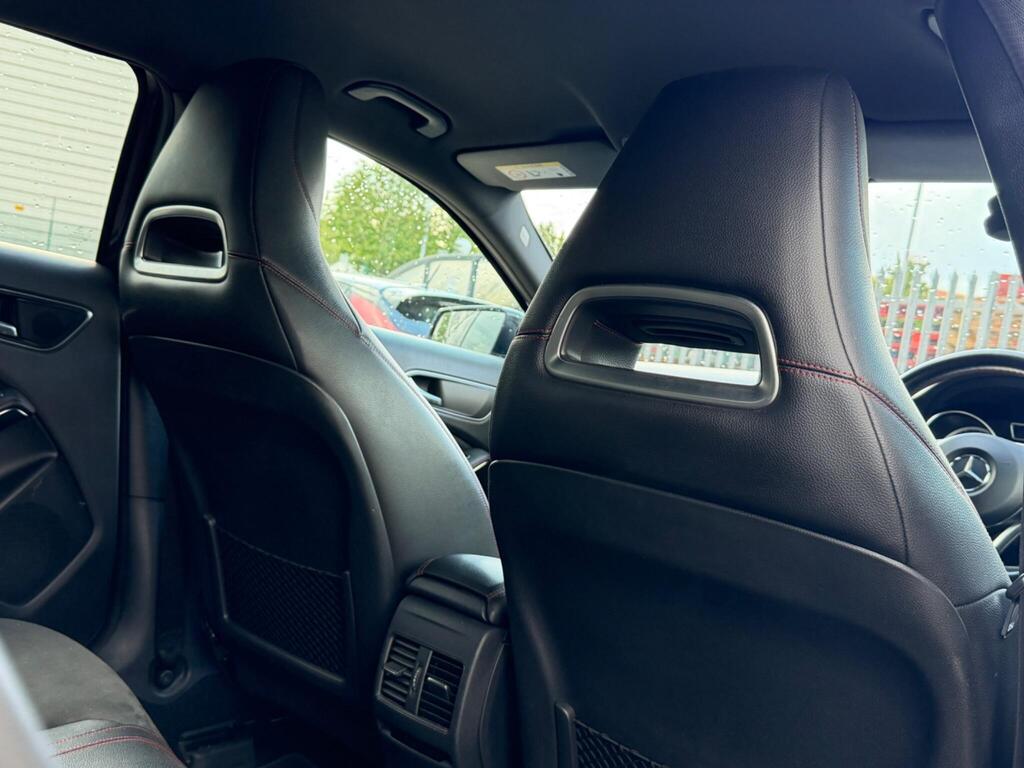 Mercedes-Benz GLA 23