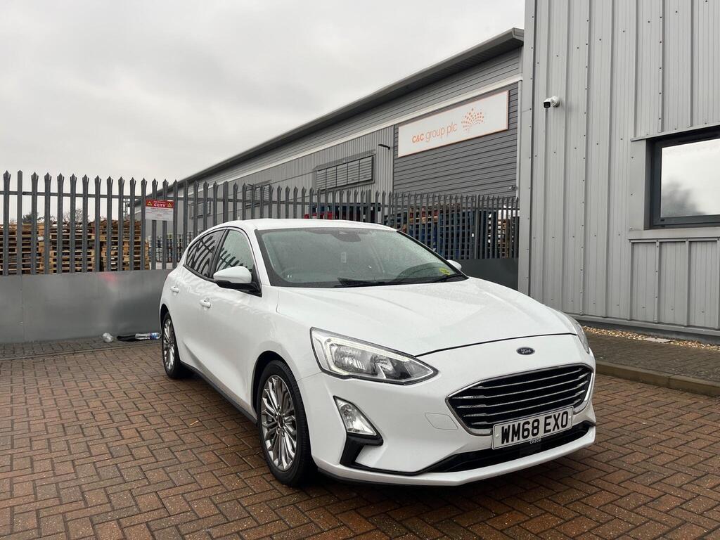 Ford Focus 10
