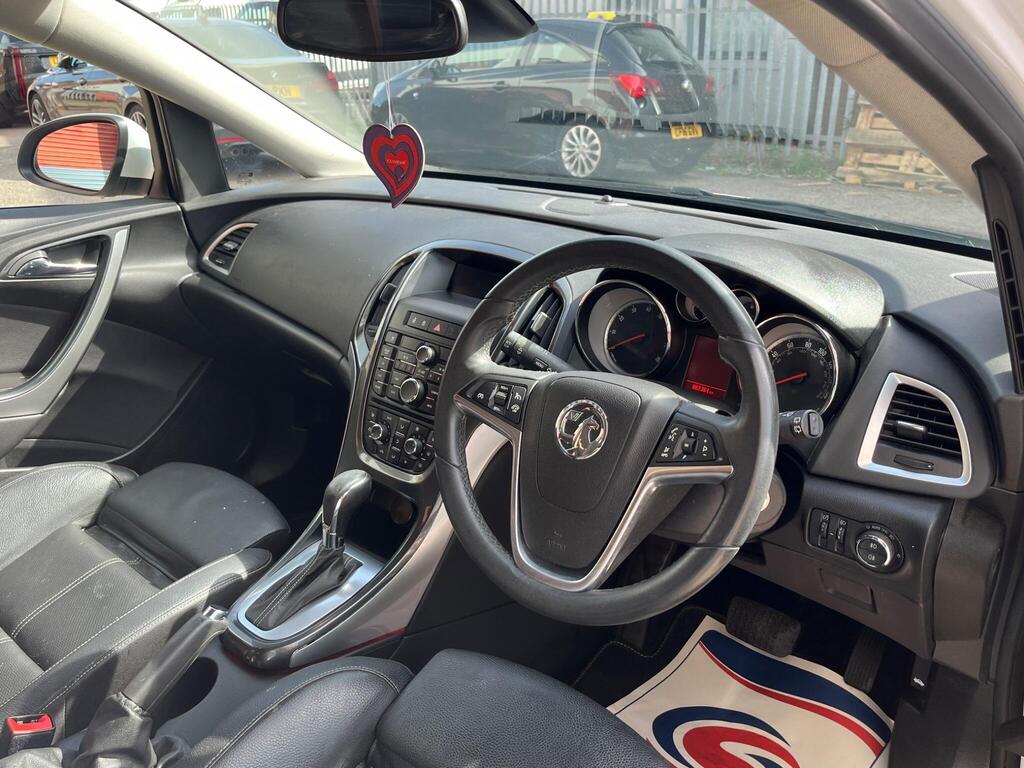 Vauxhall Astra 9