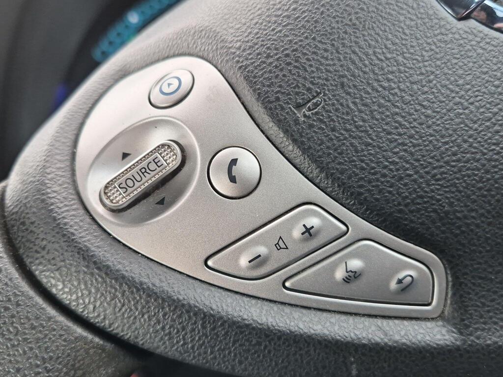 Nissan Leaf 22