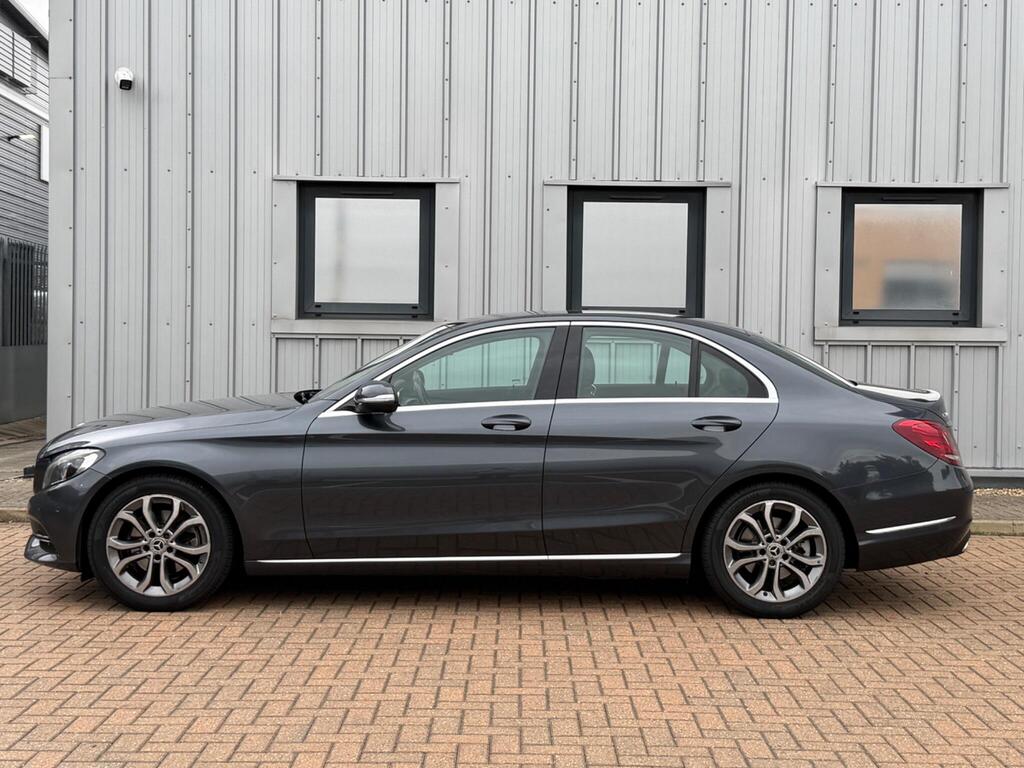 Mercedes-Benz C Class 56
