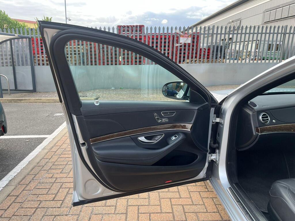 Mercedes-Benz S Class 44