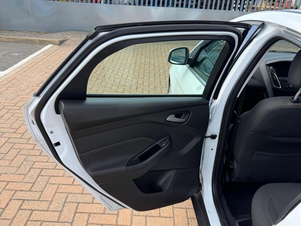 Ford Focus 38